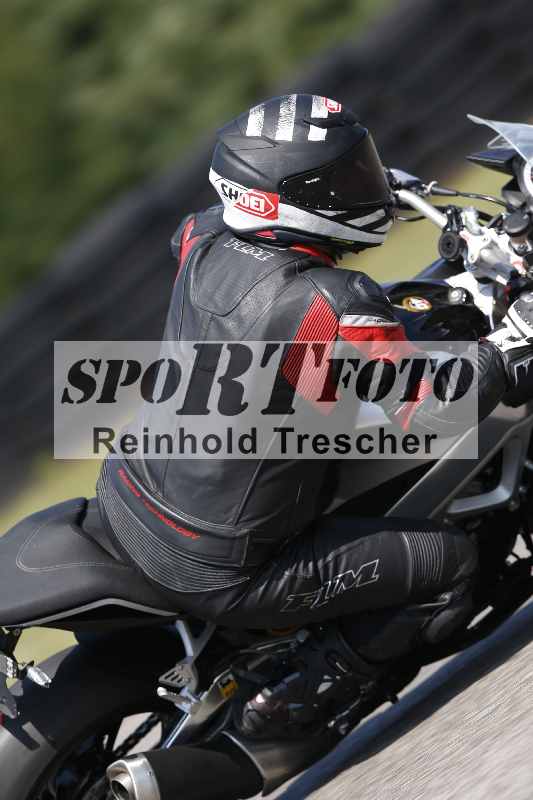 /44 09.08.2025 Plüss Moto Sport ADR/Einsteiger/575
